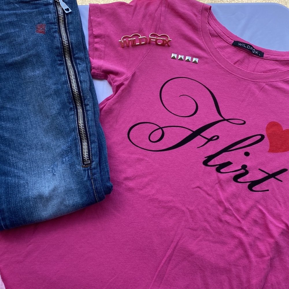 WildFox Pink Flirt Tee with Red Heart - L